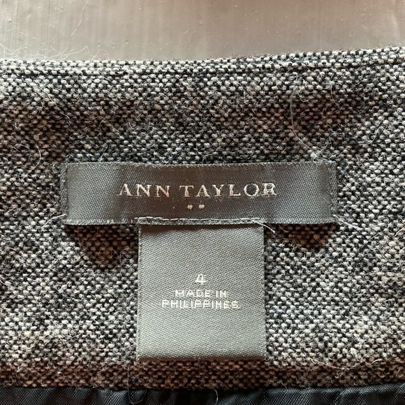 Ann Taylor tweed skirt - Picture 3 of 4